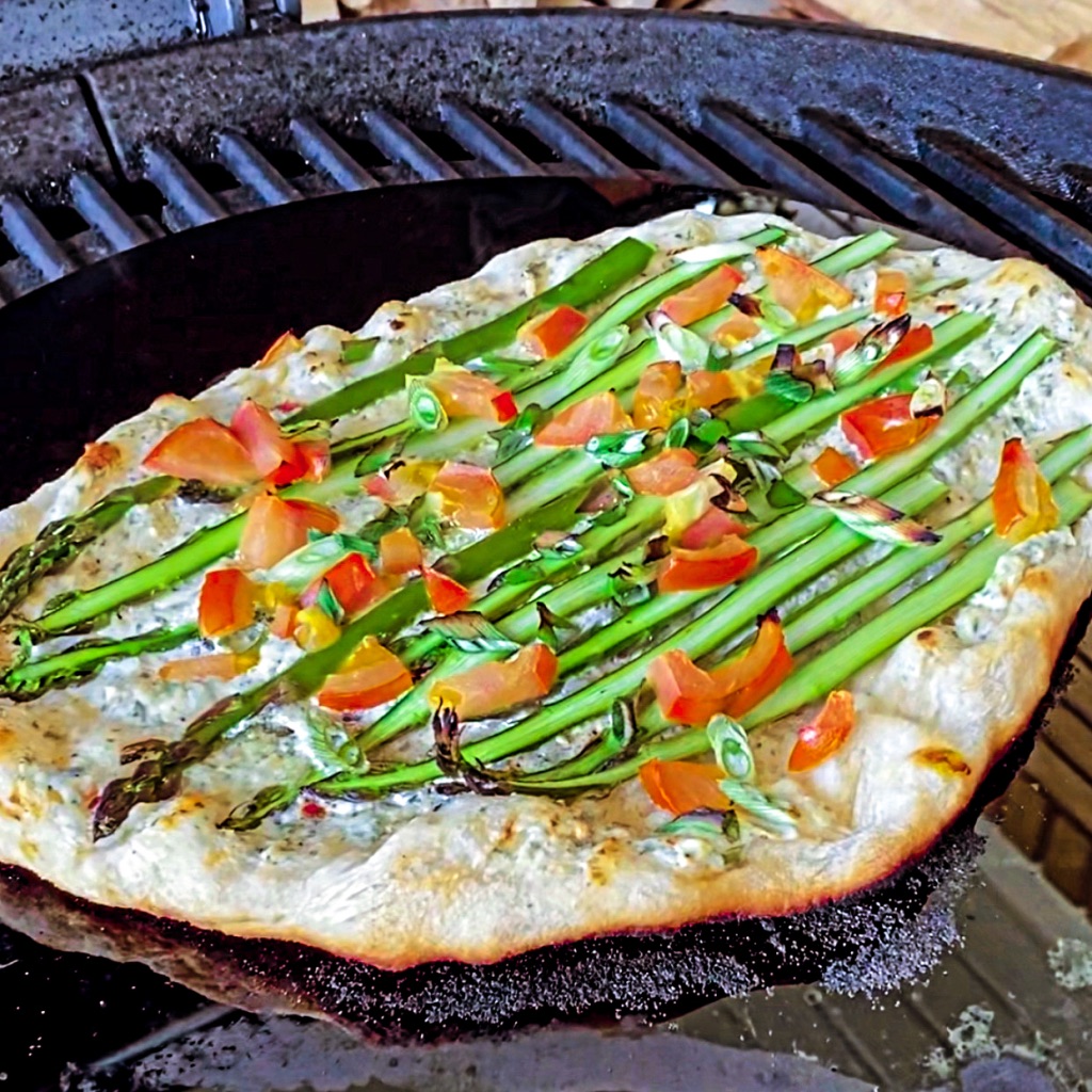 Pizza grønne asparges - Majspassion