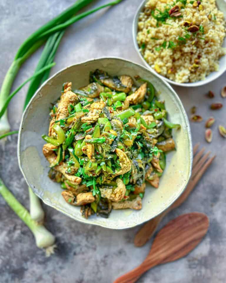 Wok med kylling og grøntsager