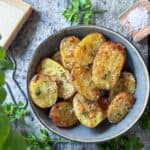 Parmesan kartofler - ovnbagte kartofler med parmesan ost