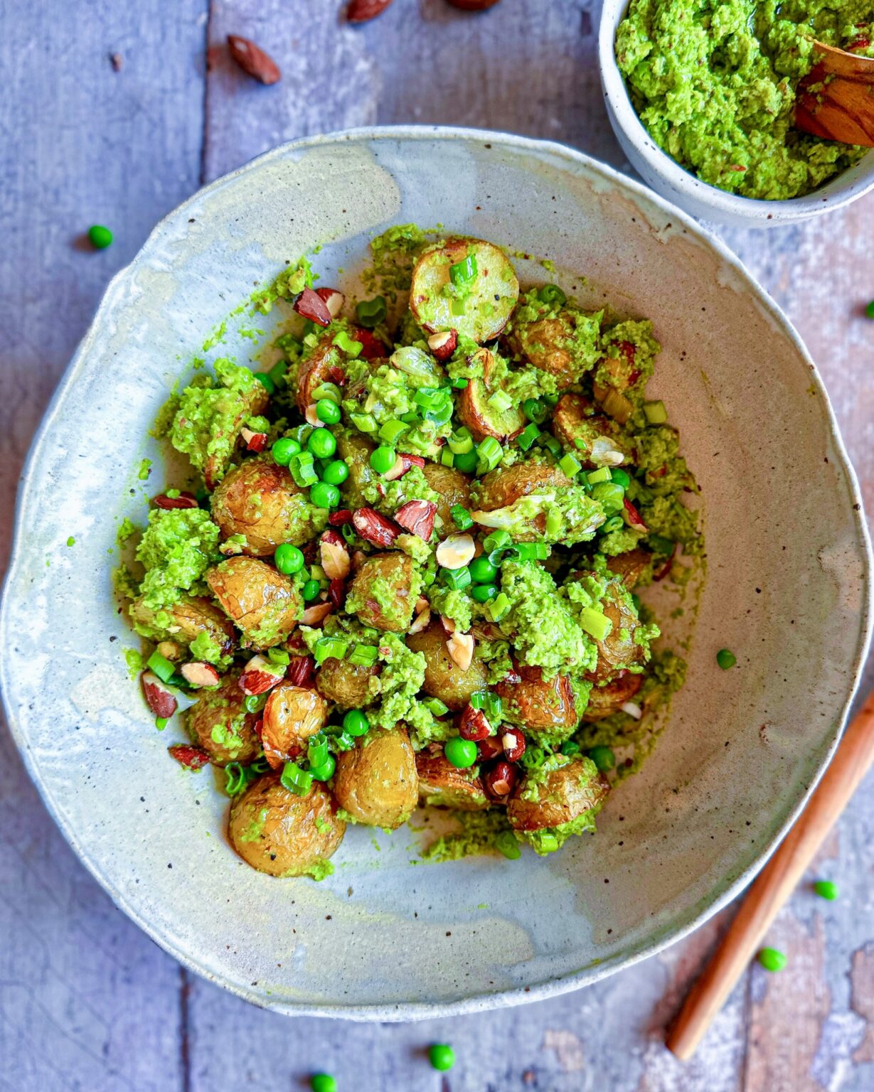 Kartoffelsalat med avocadosalsa