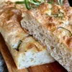 Foccacia med flagesalt og rosmarin