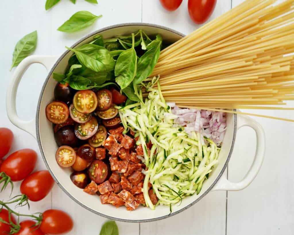 One pot pasta med chorizo - nem og lækker opskrift med pasta og chorizo