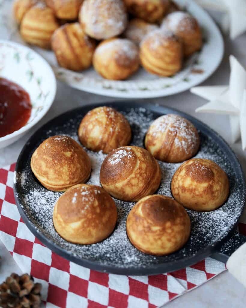 Hjemmelavede æbleskiver med kærnemælk