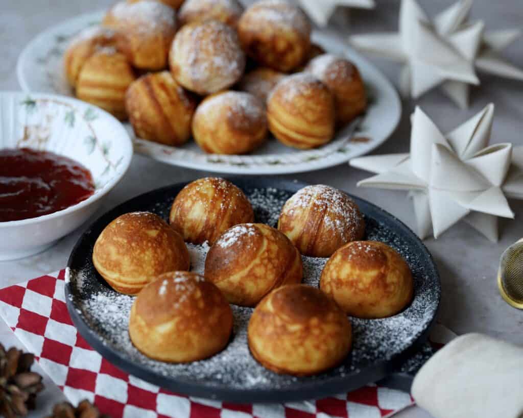 Hjemmelavede gammeldags æbleskiver