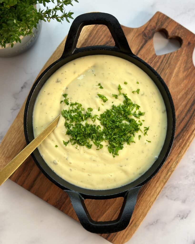 Bearnaise - hjemmelavet bearnaise sauce.