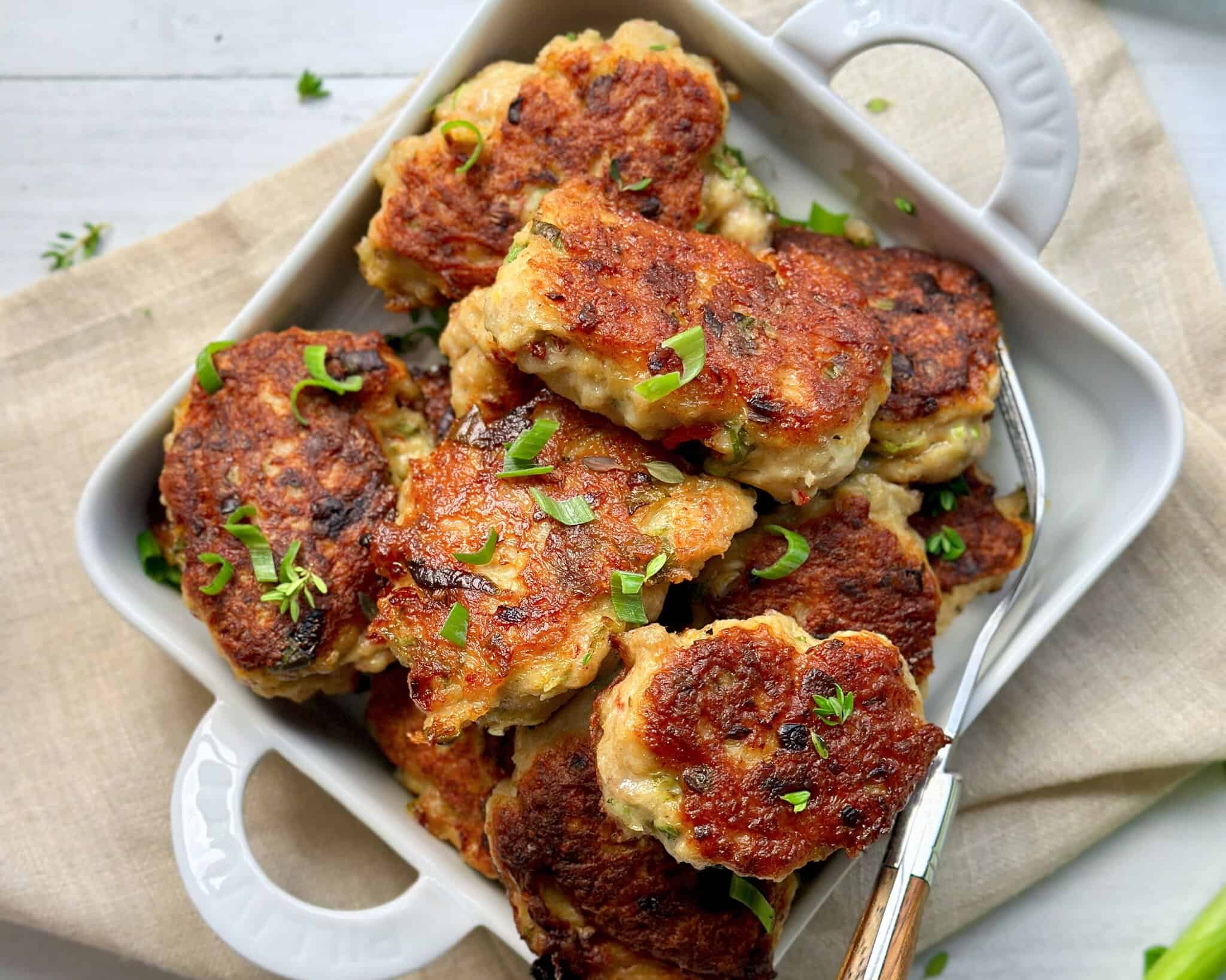 Kyllingefrikadeller med grøntsager - hjemmelavede