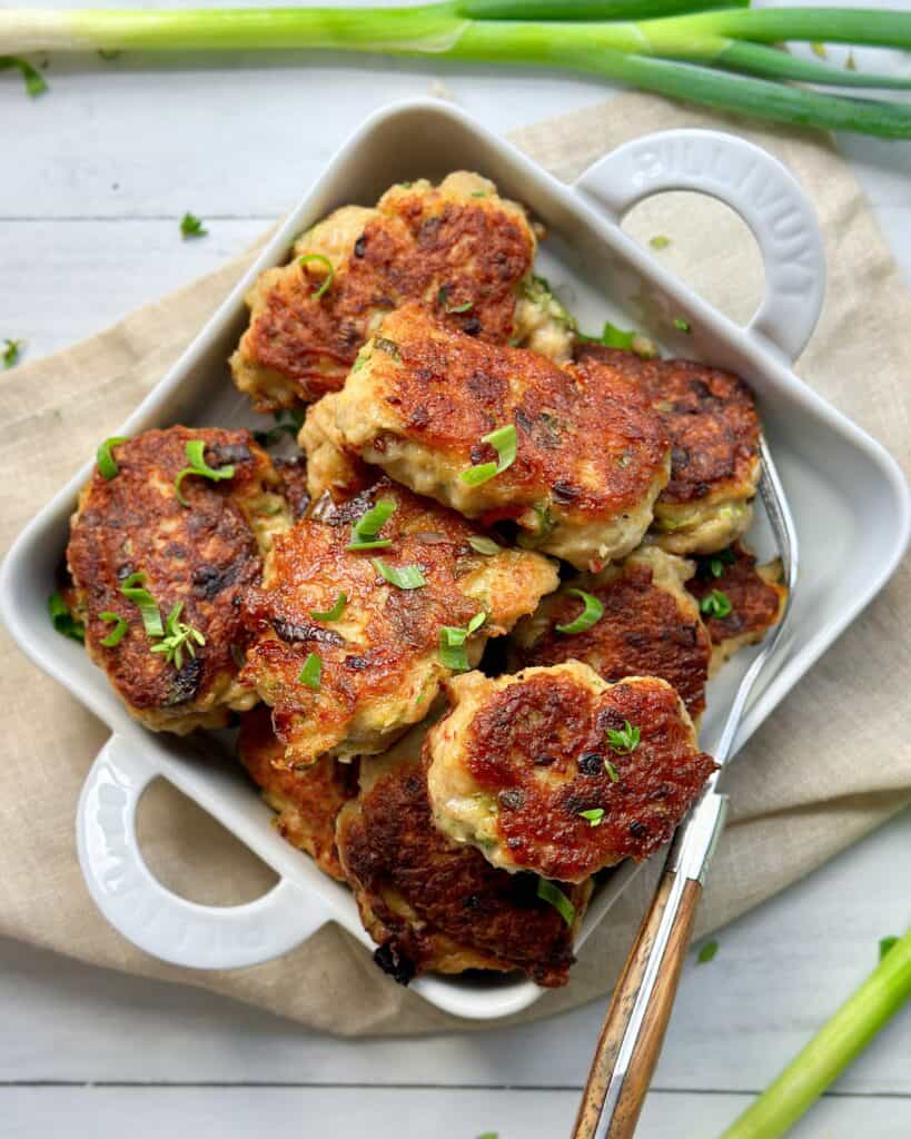 Kyllingefrikadeller med grøntsager - hjemmelavede