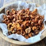 Sprøde nødder - hjemmelavede sprøde nøddemix med honning i ovn.