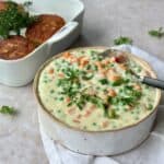 Stuvede ærter og gulerødder.