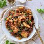 Pasta alla Norma - vegetarisk pastaret fra Sicilien med tomat og auberginer