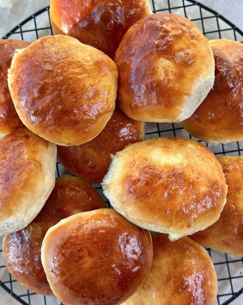 Teboller - store, bløde boller.