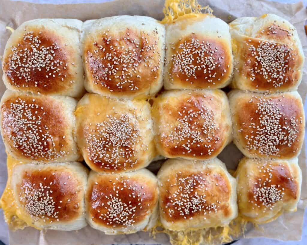 Osteboller - store bløde boller fyldt med revet ost