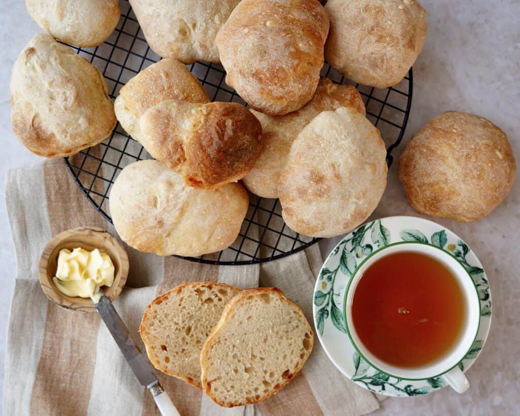 Brusebadsboller - koldhævede boller