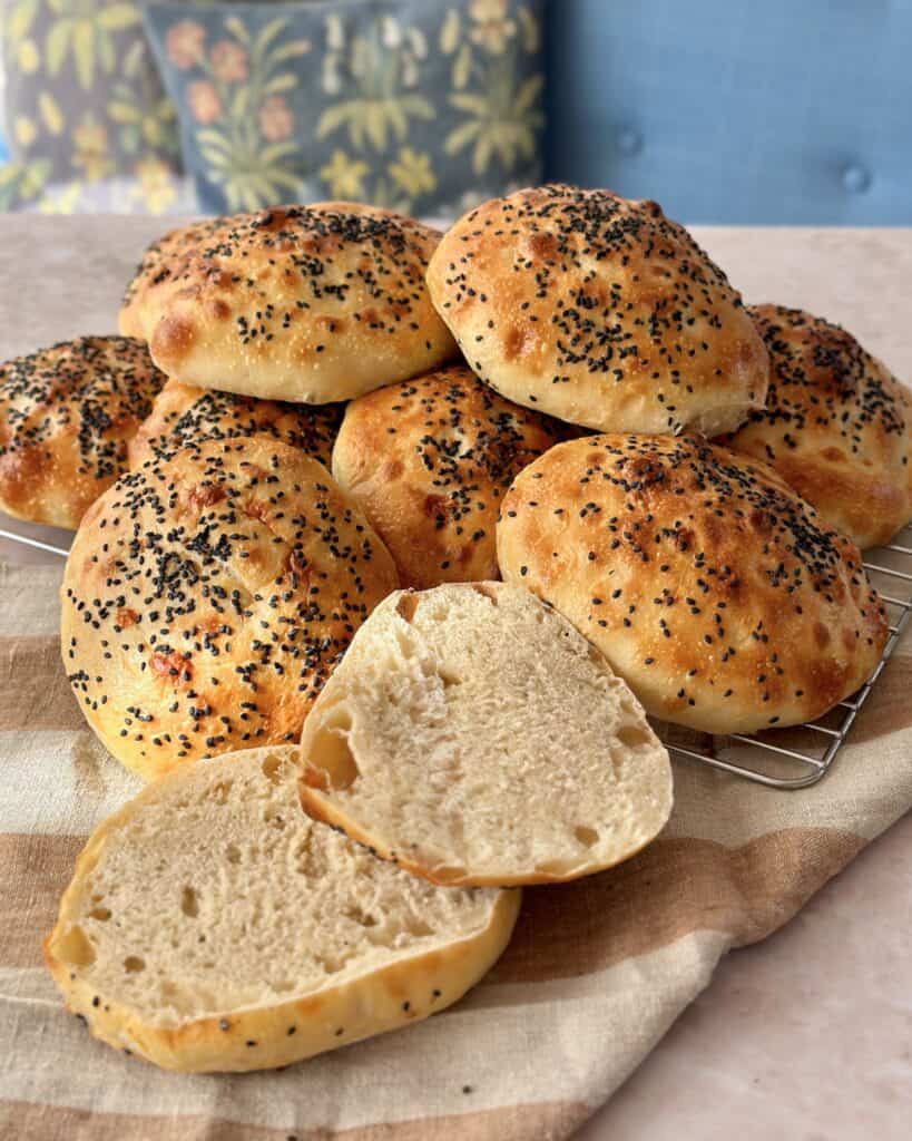 Sandwichboller - Hjemmelavede bløde og luftige boller til sandwich