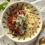 Spaghetti kødsauce med grøntsager.