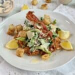 Cæsarsalat med crispy chicken
