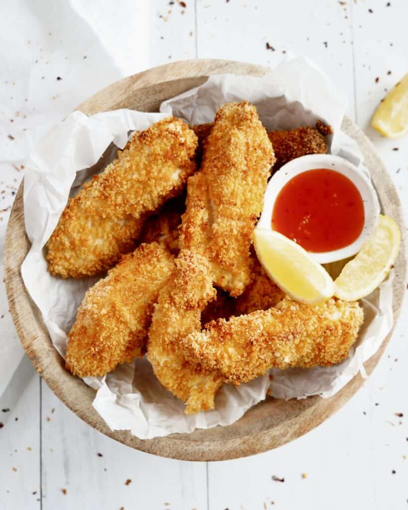 Crispy chicken - saftig kylling med panko panering.