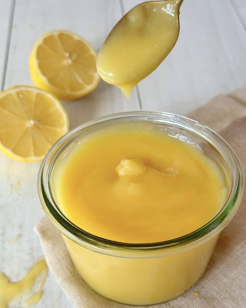 Hjemmelavet lemon curd